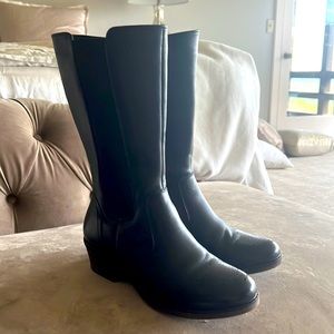 Propet black boots
